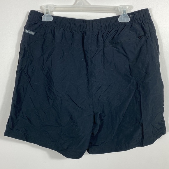 Columbia Women’s Black Active Shorts size 1X - Picture 3 of 10